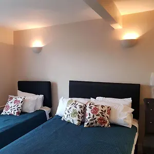 Alojamento de Acomodação e Pequeno-almoço Kgt House, Dublin