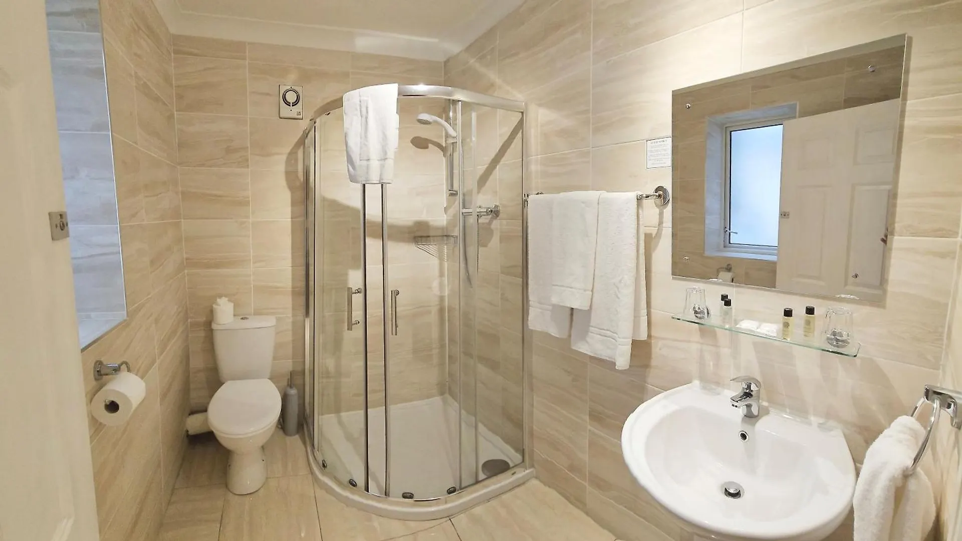 Waterloo Lodge Dublin 3*,